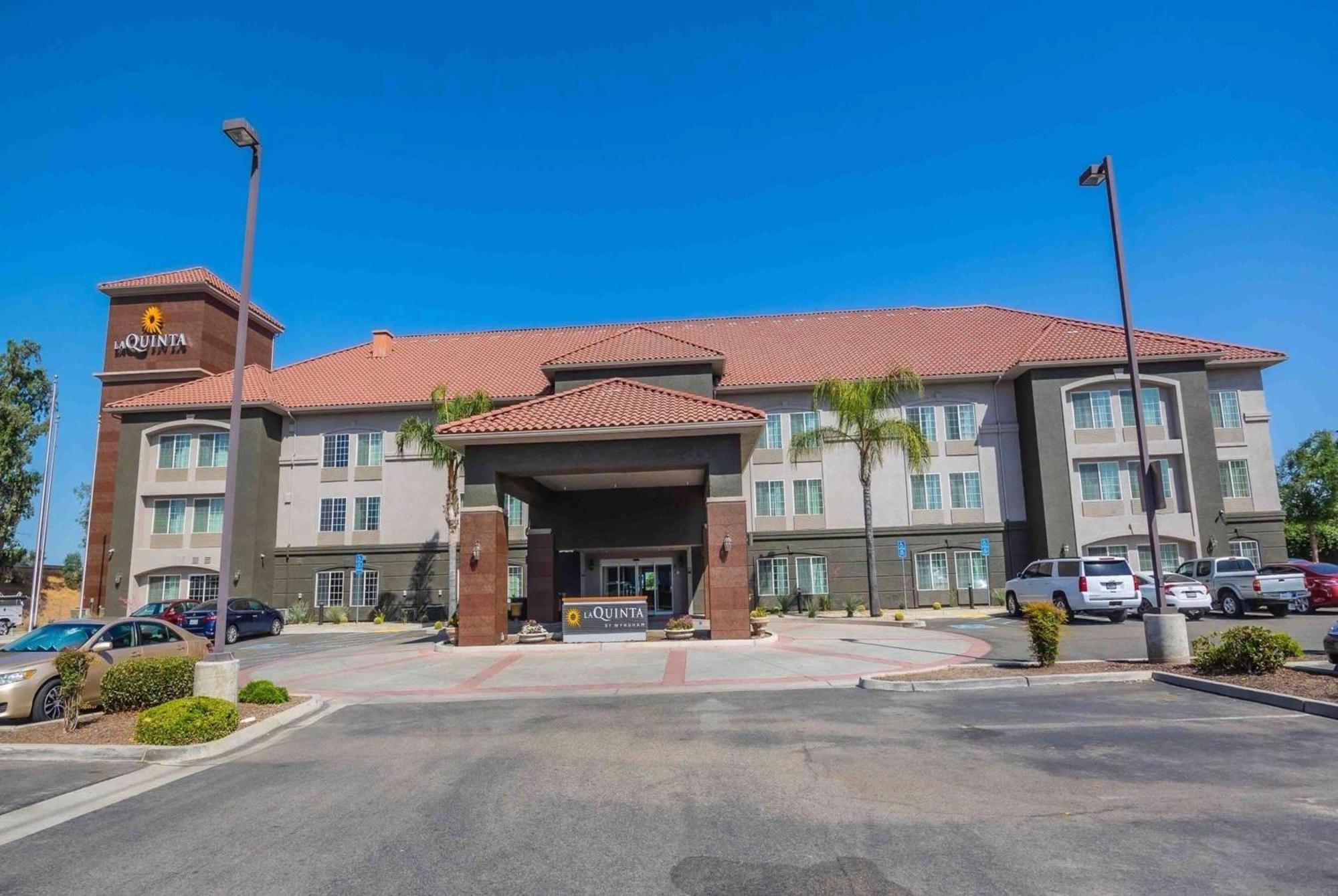 Отель La Quinta By Wyndham Fowler Экстерьер фото